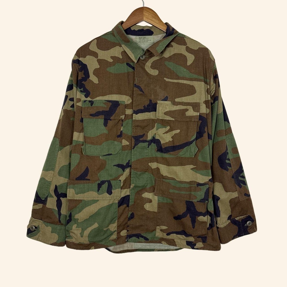 Vintage 1993 US Military Woodland Camouflage BDU Field Coat Medium Short